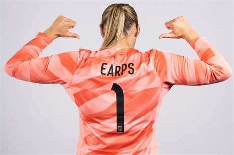 Earps shirt Archives - Inside World Football