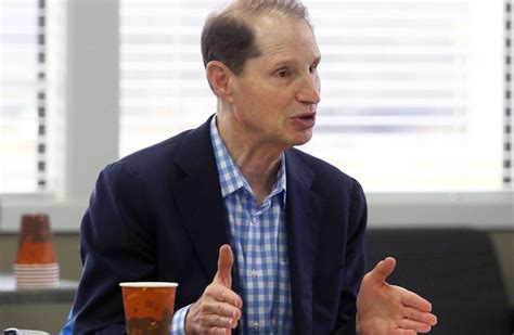 Sen. Ron Wyden to Propose New Curbs on Roth IRAs - WSJ