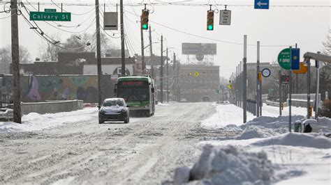 Indiana travel: Indianapolis road conditions improving after storm