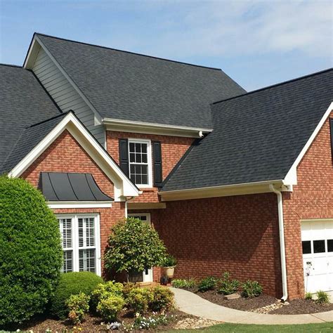 Charcoal Roof Shingles - Photos & Ideas | Houzz