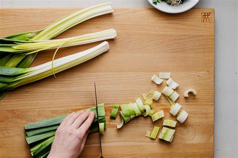 Easy Buttered Leeks Recipe