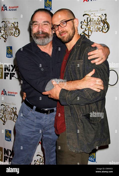 Mandy patinkin son arrivals princess hi-res stock photography and images - Alamy