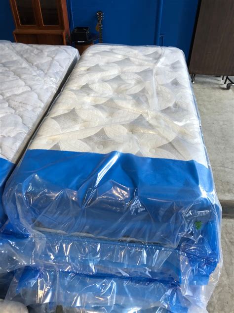 SINGLE SIZE SERTA PERFECT SLEEPER MATTRESS - Able Auctions