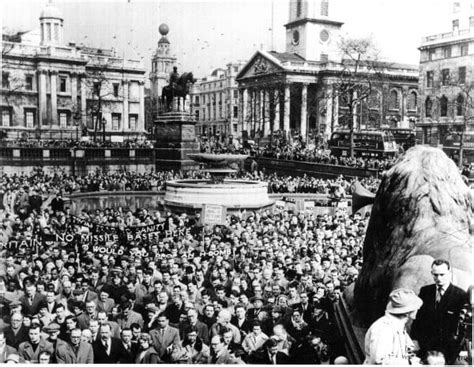 People's History of CND - Thousands in Trafalgar Square - CND