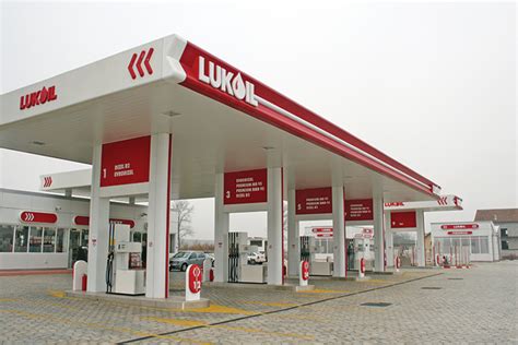 DNA alimenteaza de la Lukoil - Ziarul National