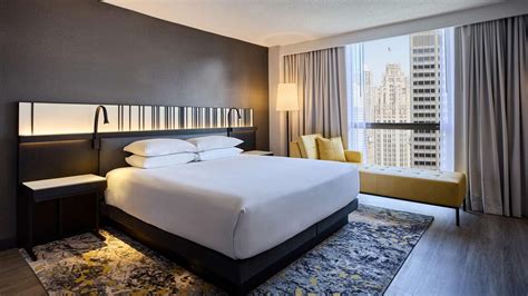 Hyatt Regency Chicago from $120. Chicago Hotel Deals & Reviews - KAYAK