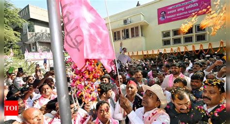 Telangana chief minister K Chandrashekhar Rao inaugurates Bharat ...