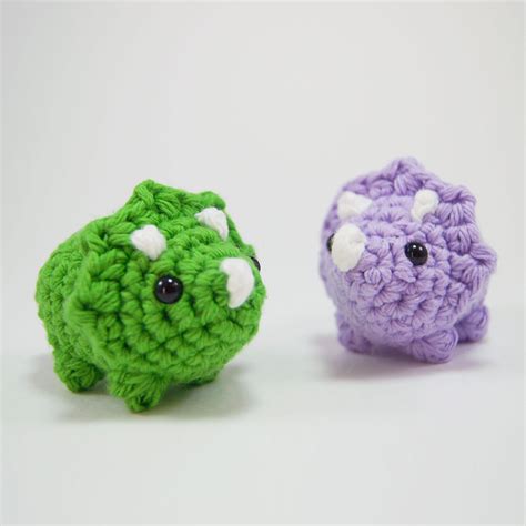 Triceratops Dinosaur Amigurumi | Crochet dinosaur patterns, Crochet patterns amigurumi, Crochet ...