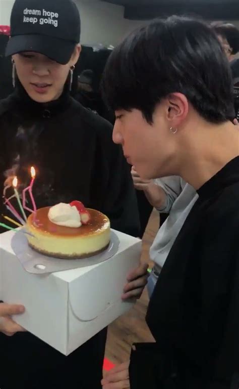 Bts Holding A Cake - Classic Birthday Cake