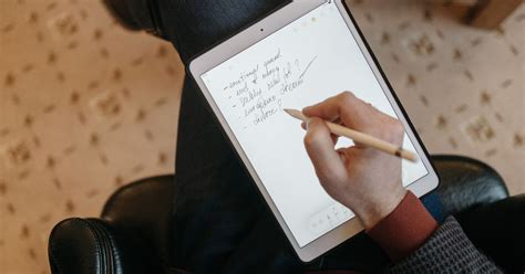 11 Best Apple Pencil Apps for Note-Taking on iPad and Mac