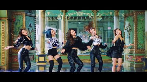 ITZY - Wannabe who's who - K-Pop Database / dbkpop.com