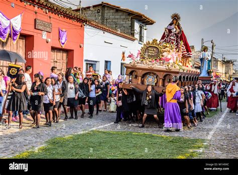 Procession Of The Virgin Mary High Resolution Stock Photography and ...