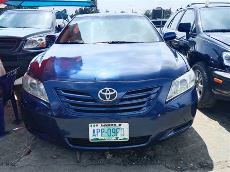 2008 Toyota Camry Blue - Autos - Nigeria