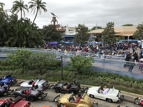 Disney Raises Downtown Disney Parking Fees; Pays $1 a Year for Main Lot – OC Weekly