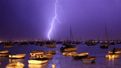 What is Thundersnow and Why Does It Happen? | The Weather Channel