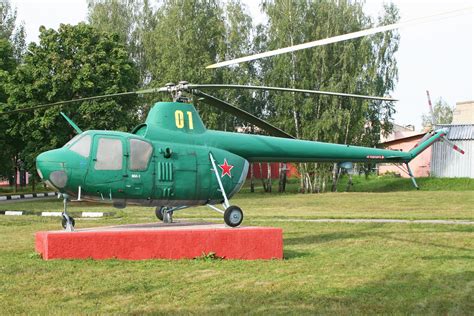 10 Types of Helicopters in Vietnam (Vietnam Era Helicopters)