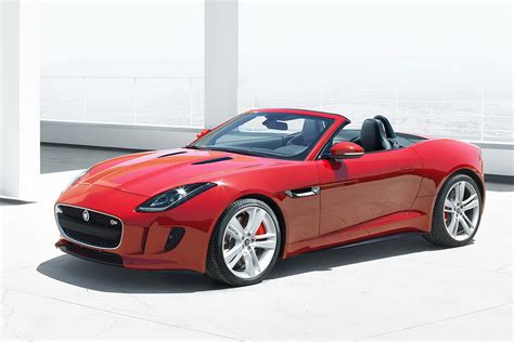 IN4RIDE: JAGUAR F-TYPE ROADSTER DETAILED