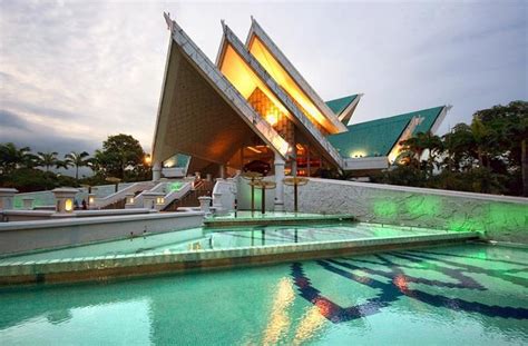 Istana Budaya National Theatre in malaysia - Attractive Tourist Destination - Malaysia Tourism ...