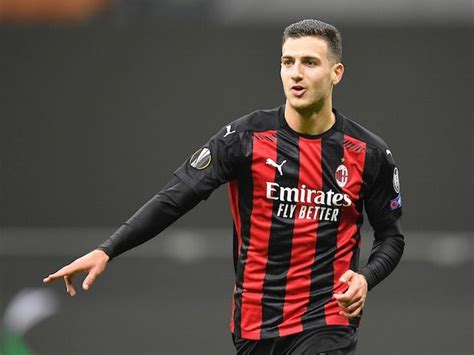 Diogo Dalot Ac Milan - Image to u