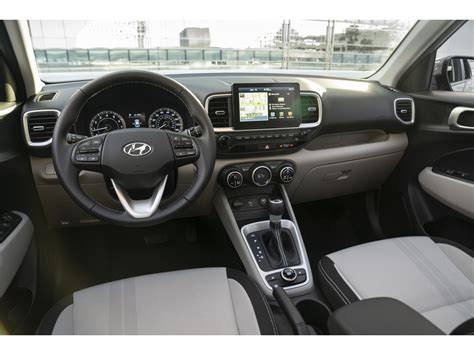 2021 Hyundai Venue: 52 Interior Photos | U.S. News