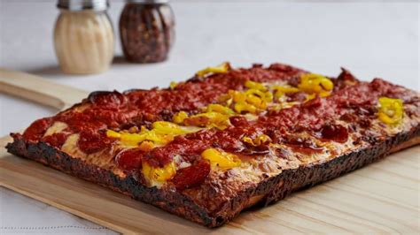 PIZZA PAPALIS - Updated December 2024 - 187 Photos & 226 Reviews - 519 ...