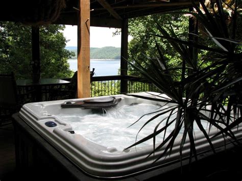 Jack Cross Rentals - Quiet, Private, Relaxing, With HOT TUB and Adventures, Cabins, Eureka ...