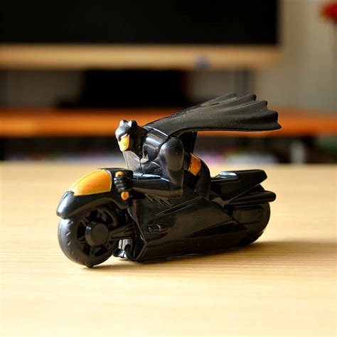 6cm The Avengers Mini Batman Motorcycle Pull Back Model Toy Batman Action Figures Toys Kids Toy ...