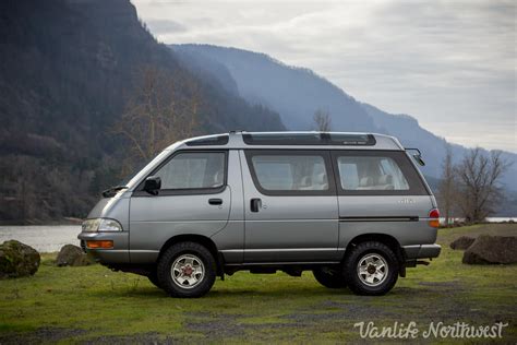 1993 TOYOTA TownAce 4wd Van — Vanlife Northwest