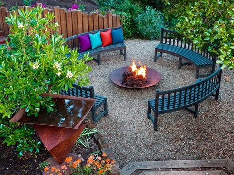 Low Maintenance Backyard Design Concepts