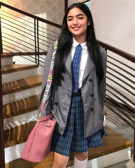 Andrea Brillantes on Instagram: “Marga 💗 #KadenangGinto | Bag from ...