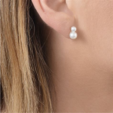 9ct Yellow Gold Graduated Pearl Stud Earrings - London Road Jewellery