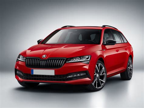 Skoda Superb Wagon - News, Foto, Video, Listino