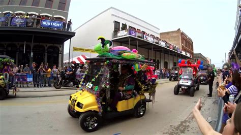 Mardi Gras Galveston 2019 - Children Parade - YouTube