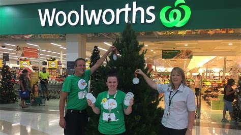 Woolworths, Big W scrap glittery Christmas decorations to save the environment | news.com.au ...