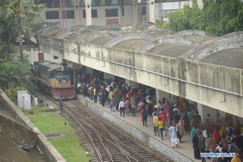 Kamalapur Railway Station, major hub in Bangladesh - Xinhua | English ...