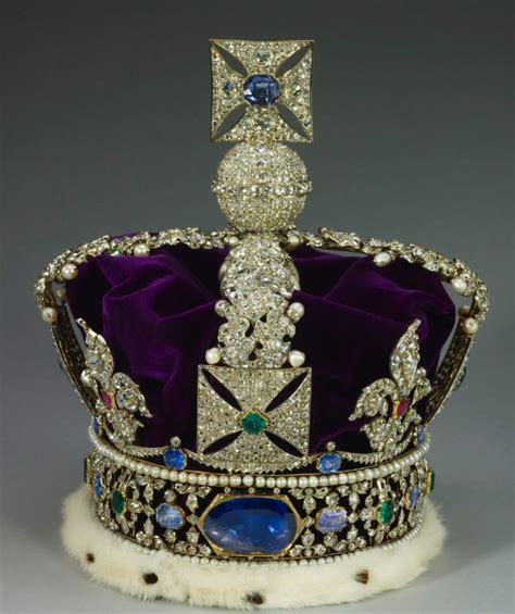 The British Crown Jewels and Queen Elizabeth II | Love of Sapphires