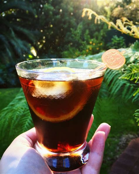 Captain Morgan Black Spiced Rum Cocktail | Spiced rum cocktails, Spiced rum, Rum cocktail