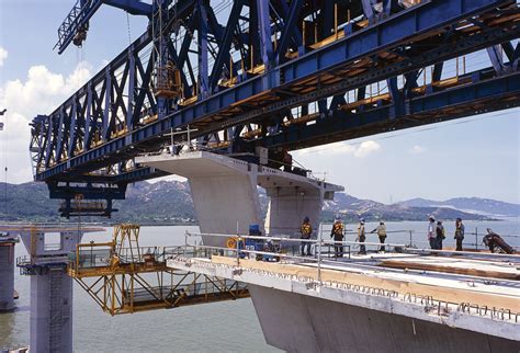 Bridge Erection & Construction Systems | STRUCTURAL TECHNOLOGIES