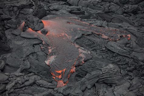 Kilauea Volcano Hawaii: 9 Photos of Molten Lava Destruction | TIME