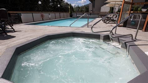 Crystal Lodge - Whistler BC | Whistler Accommodations