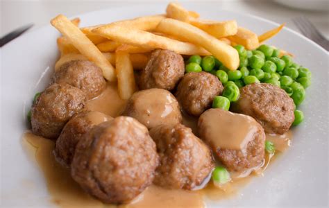 IKEA Meatballs | Dinner Recipes | GoodtoKnow