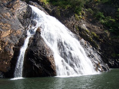 Discover of India: GOA - Dudhsagar Falls