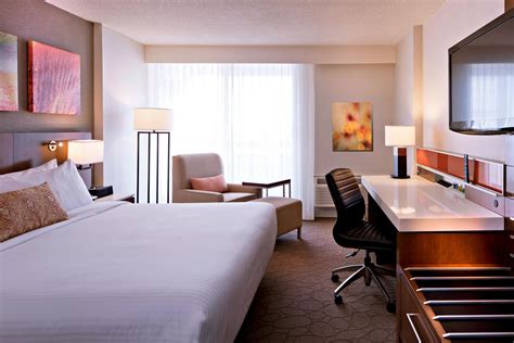 Downtown Winnipeg Hotels in MB | Delta Hotels Winnipeg