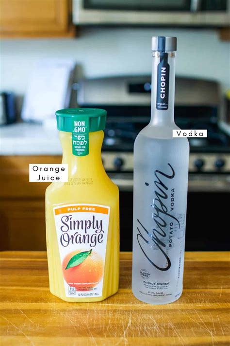 2 Ingredient Vodka and Orange Juice Cocktail | Cupcakes and Cutlery