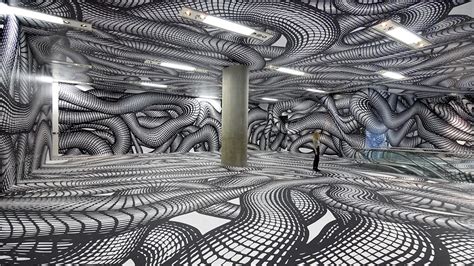 Vertigo-Inducing Room Illusions by Peter Kogler — Colossal