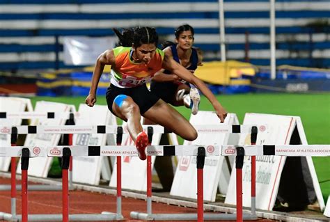 Jyothi Yarraji se fraie un chemin dans le livre des records du 100 m ...