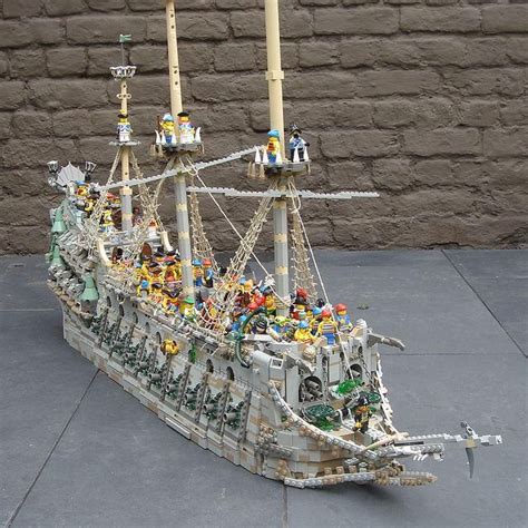 133 best Lego Ships and On The water images on Pinterest | Lego boat, Lego ship and Awesome lego