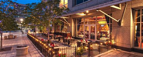 Dining | Hotels near SLC Airport | Marriott Salt Lake City