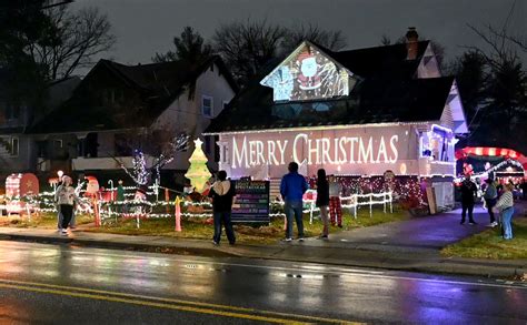 ‘Jeff’s Christmas Light Show Spectacular’ 2023 | PHOTOS – Capital Gazette