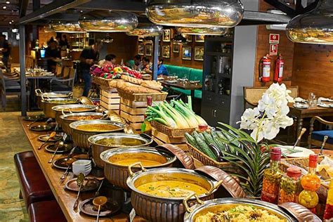 Looking For A New Buffet To Try? We've Listed Five For You.